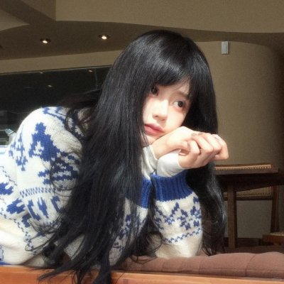 向下扭曲封面